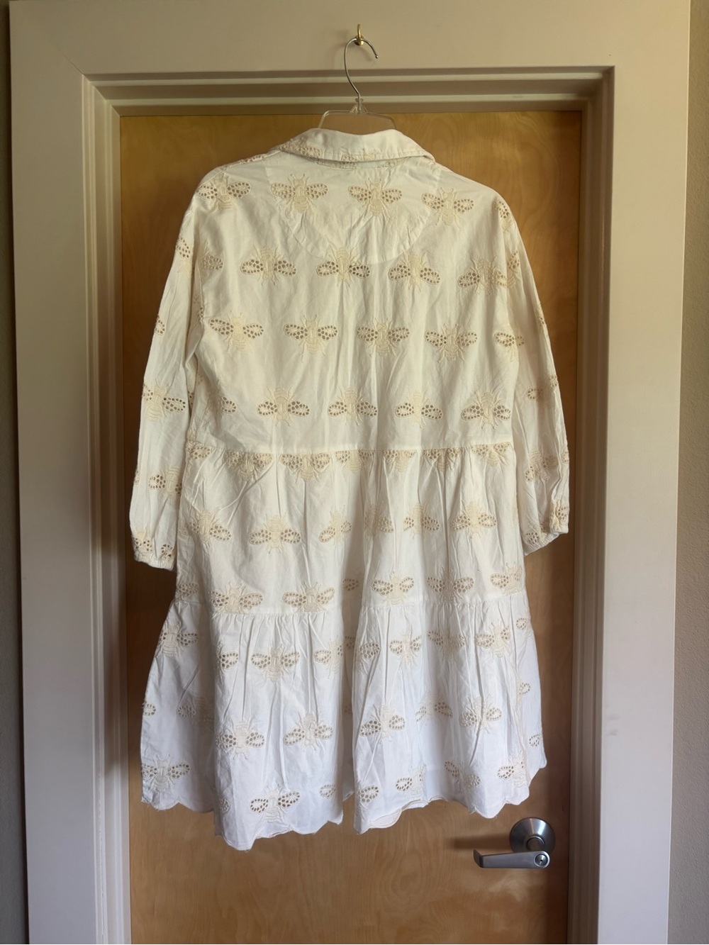 NWT Anthropologie Maeve “The Bettina Tiered Mini Shirt Dress” - Embroidered Bee - Picture 5 of 5